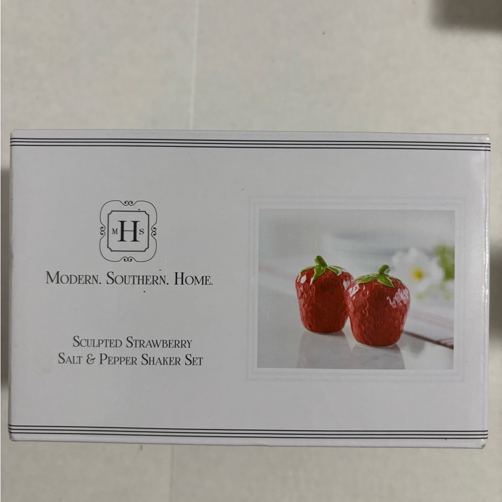 Modern Southern Home Strawberry Salt & Pepper Shaker Set New in Box